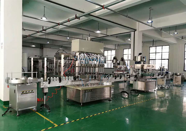 消毒液自動包裝生產(chǎn)線車間展示